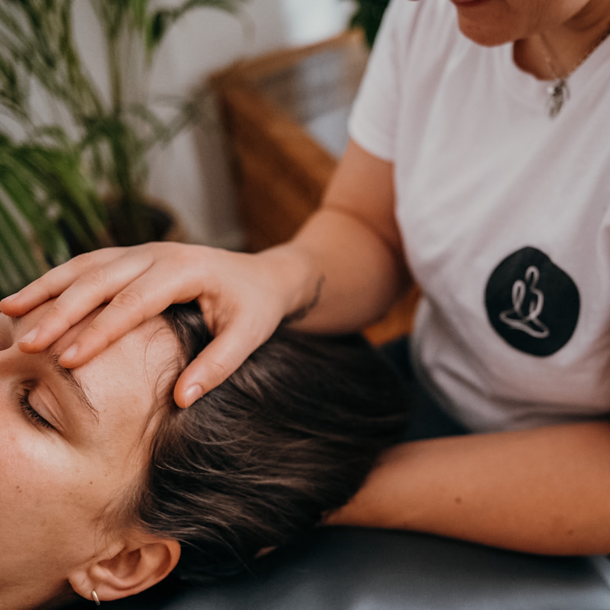 CB2EB548-730C-4FC5-B7CF-E7B88B50B40B-27285-00001A1522D9D942 Osteopathische Behandlung im Cranio-Sakralen Bereich